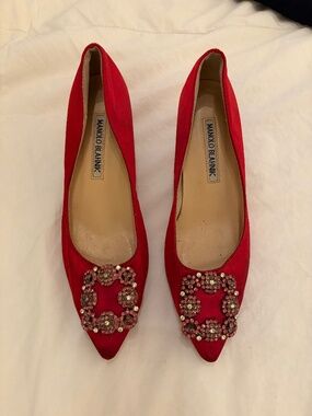 Manolo Blahnik size 37